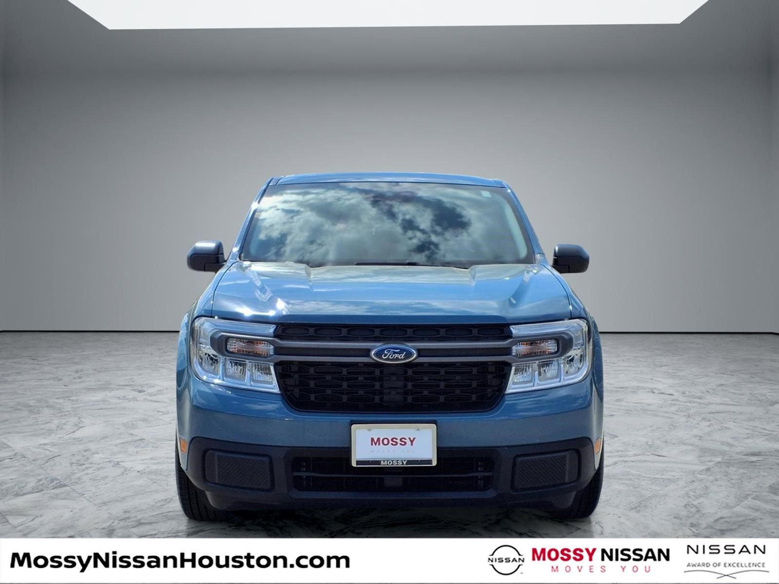 Used 2023 Ford Maverick XLT image 3