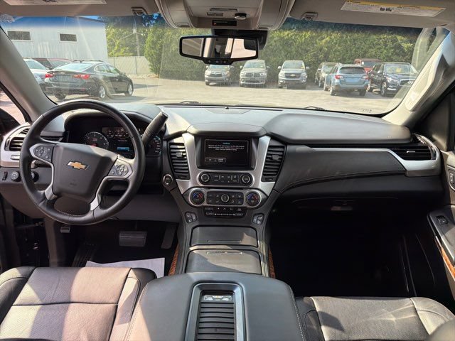 Used 2017 Chevrolet Suburban Premier AWD/4WD image 27