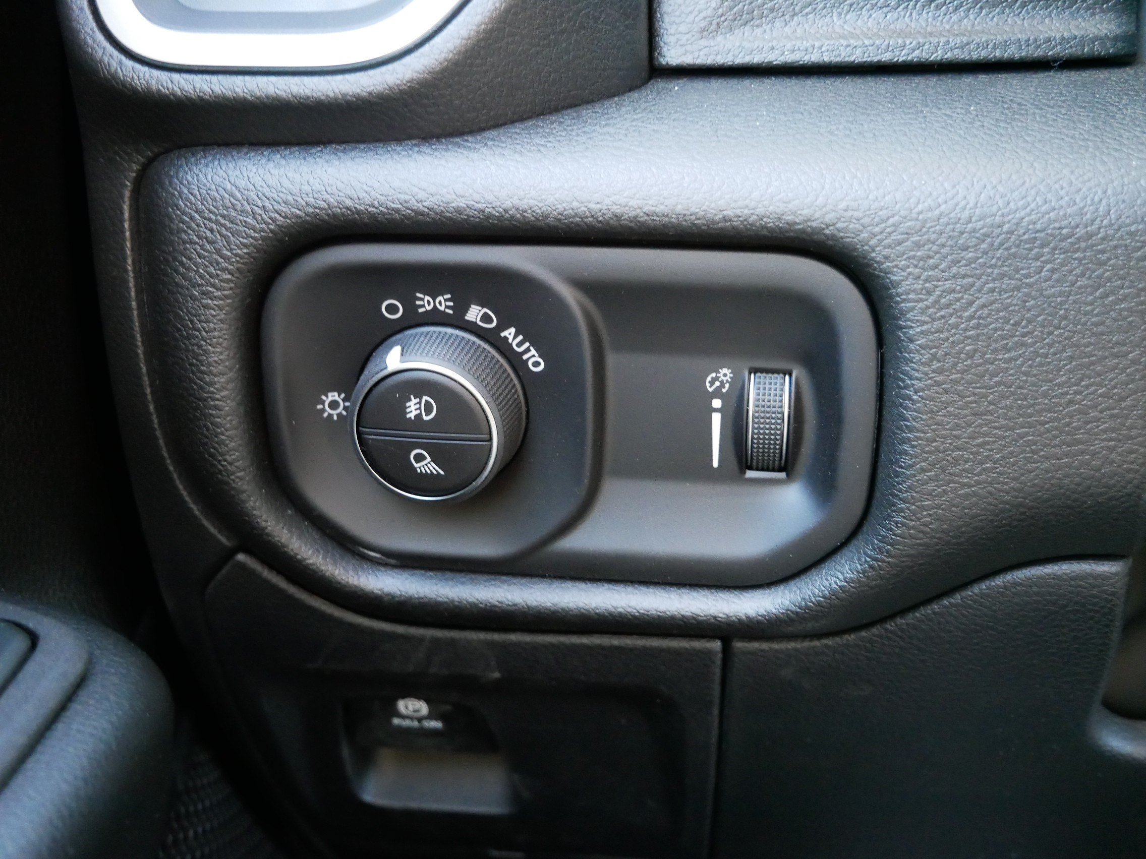 New 2026 RAM 1500 Big Horn AWD/4WD image 18