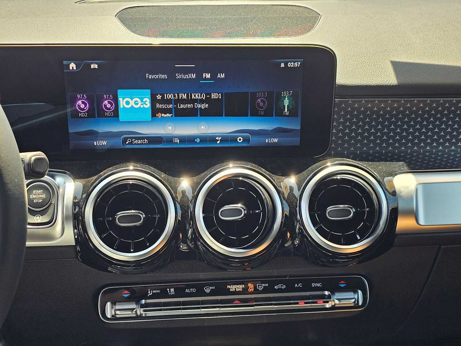 New 2026 Mercedes-Benz GLB 250 image 25