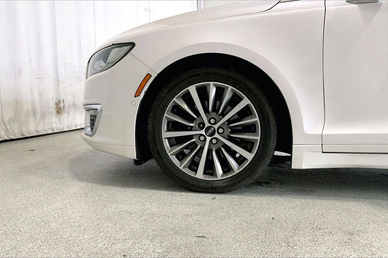 Used 2017 Lincoln MKZ Select w/ Technology Package FWD image 6