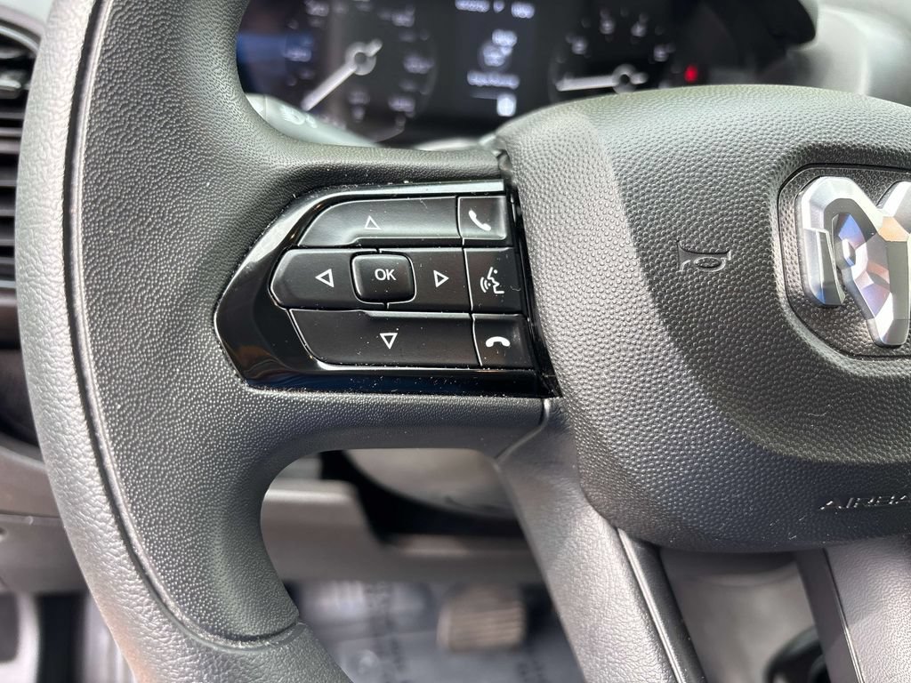 Used 2026 RAM ProMaster 2500 w/ Convenience Group FWD image 19