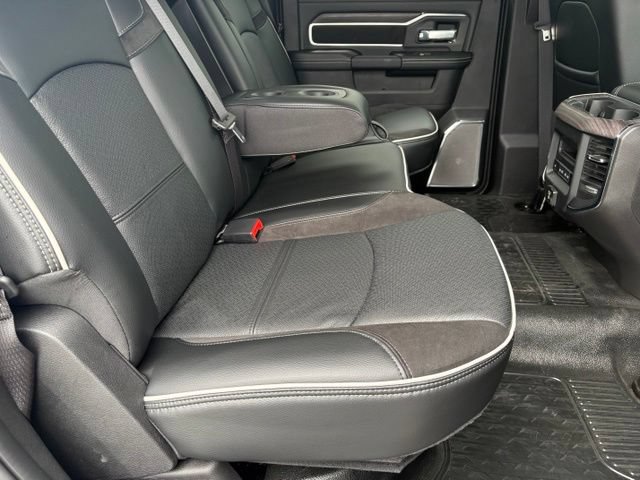 New 2026 RAM 5500 4x4 Crew Cab w/ Laramie Trim Package image 18