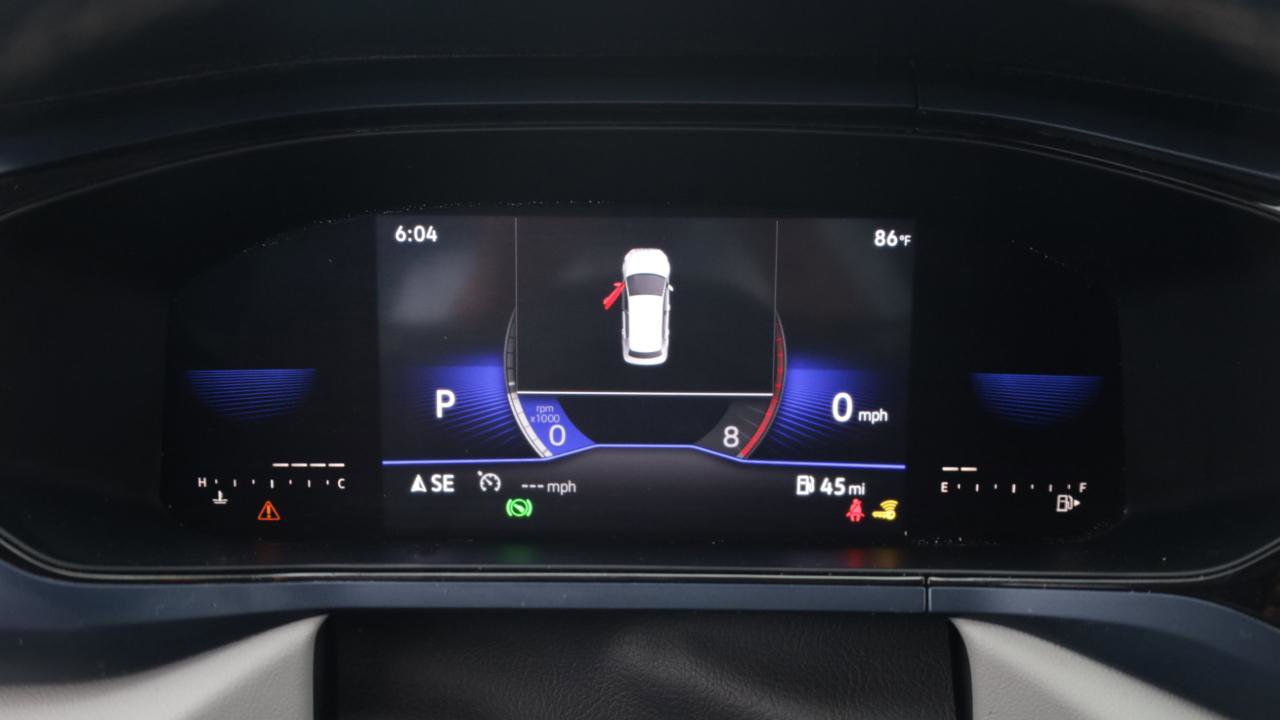 Used 2022 Volkswagen Taos SE FWD image 25