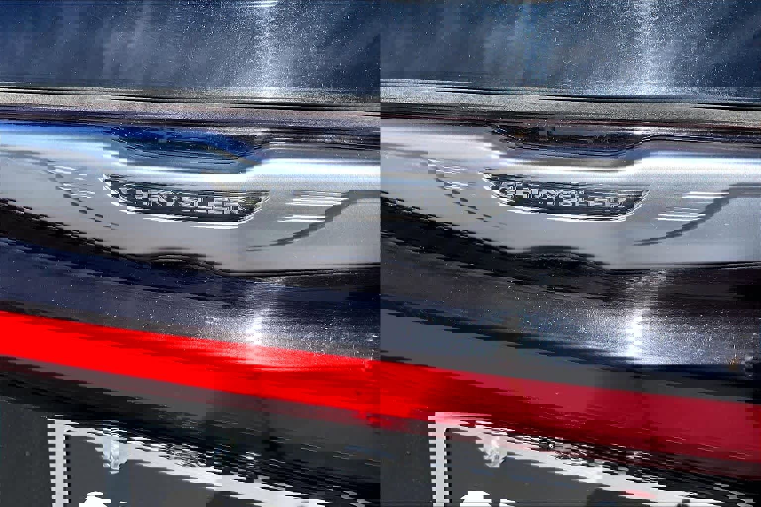 Used 2024 Chrysler Pacifica Select image 30