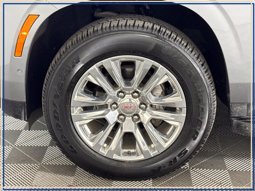 Certified 2025 GMC Yukon Denali AWD/4WD image 17