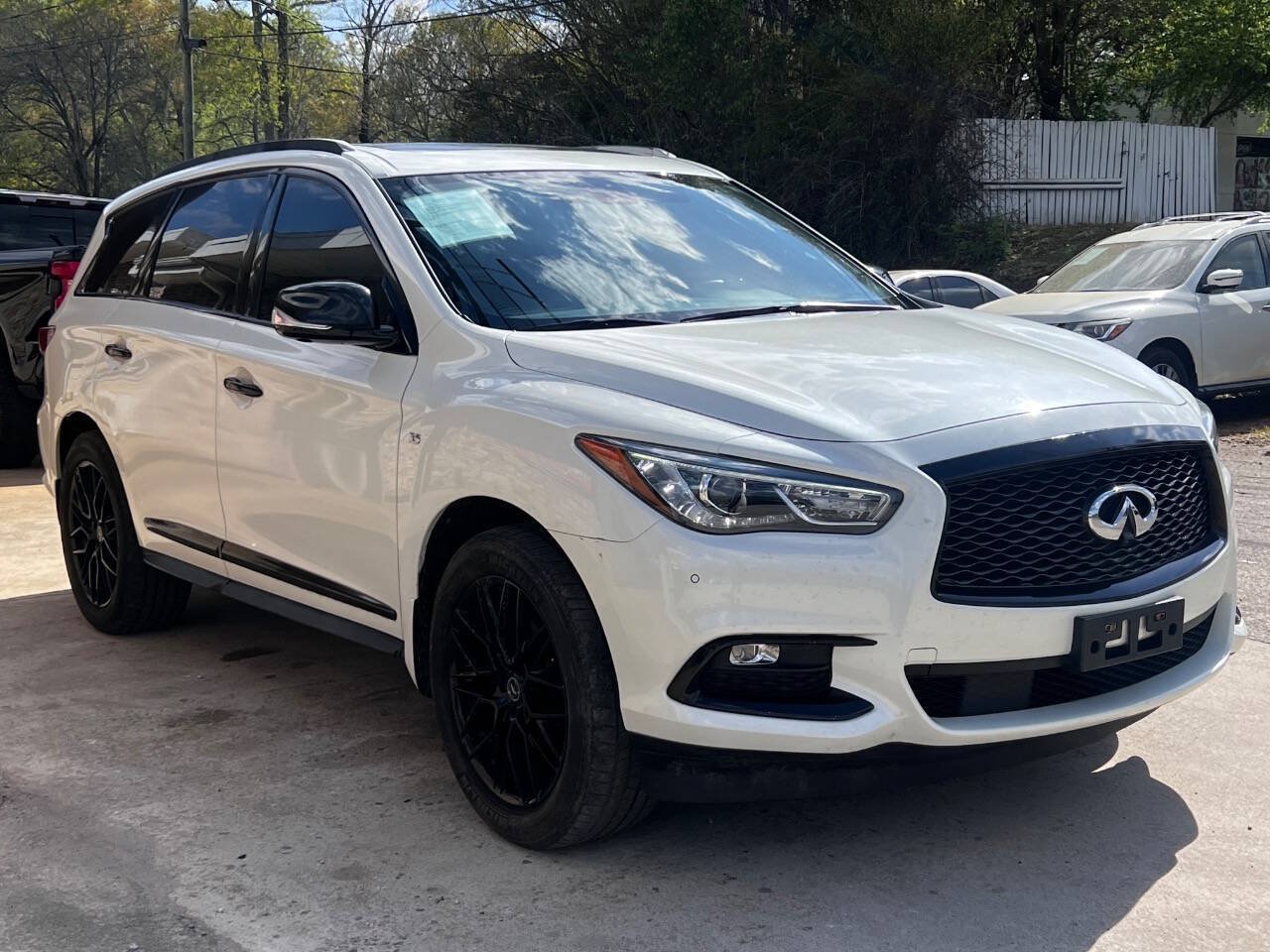 Used 2017 INFINITI QX60 Luxe w/ Premium Plus Package AWD/4WD image 8