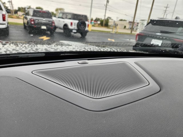 New 2026 Ford Explorer Platinum image 6