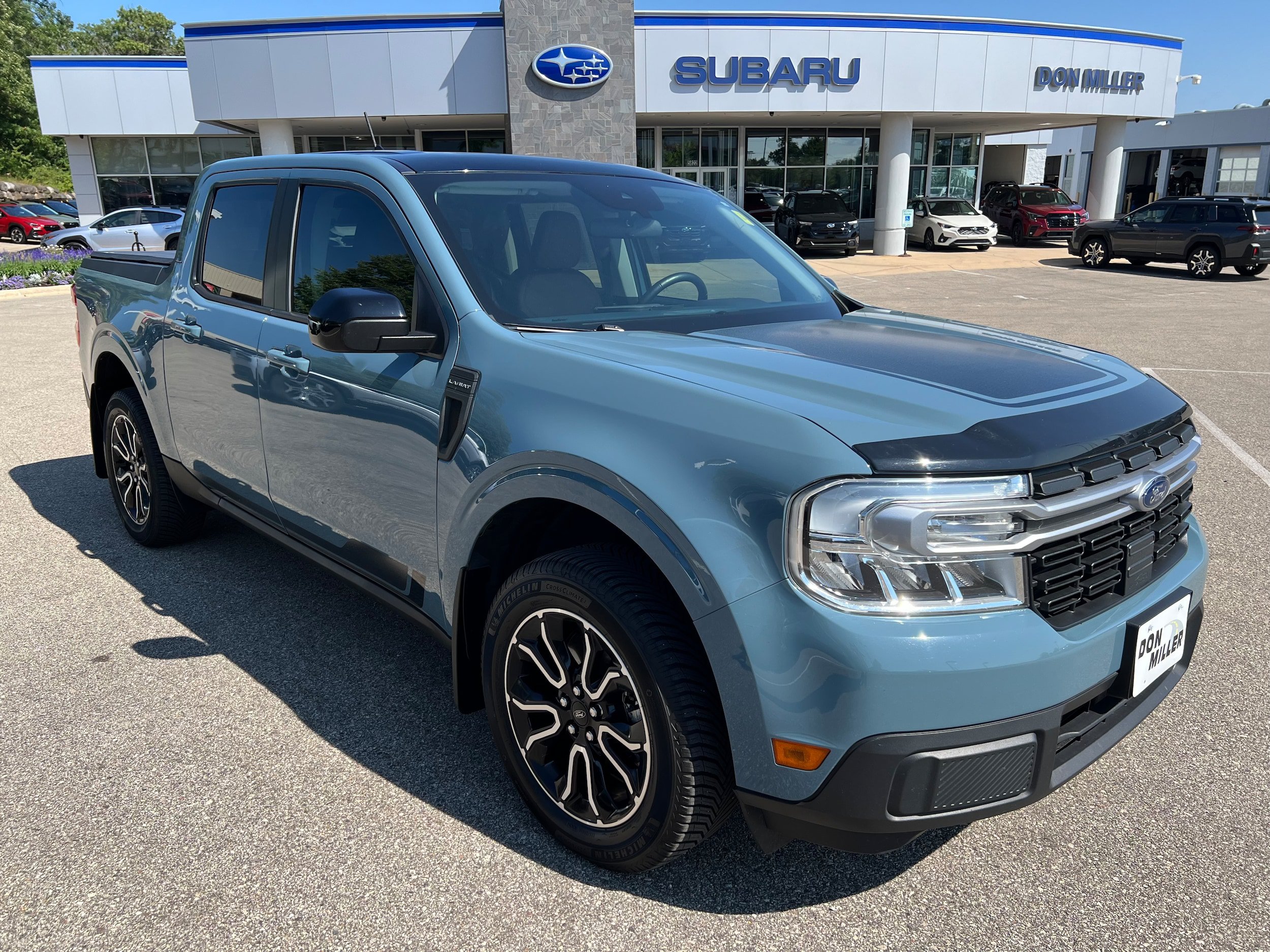 Used 2022 Ford Maverick Lariat w/ Lariat Luxury Package FWD image 1