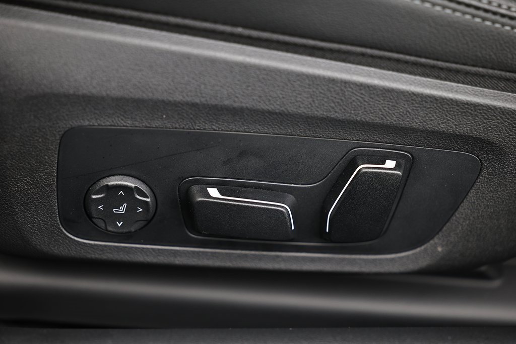 Used 2025 BMW 430i xDrive Coupe w/ M Sport Package image 22