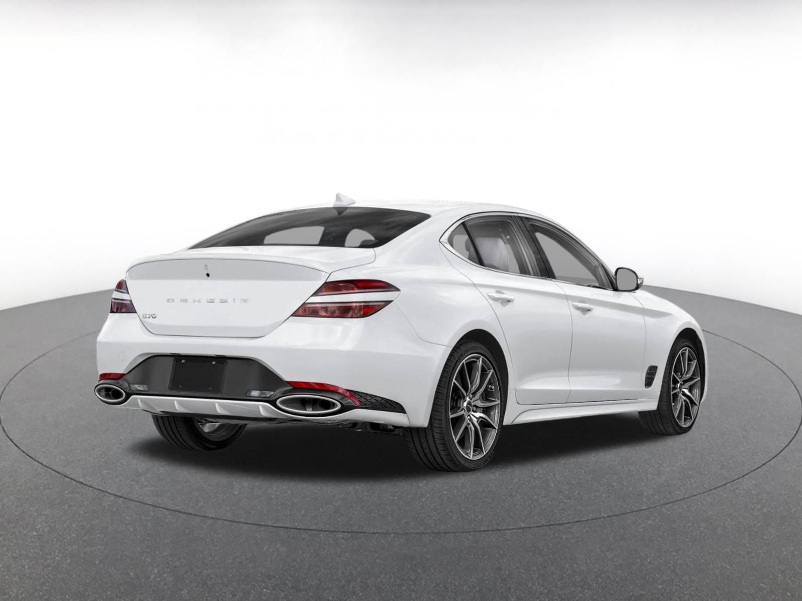 Used 2026 Genesis G70 2.5T RWD image 2