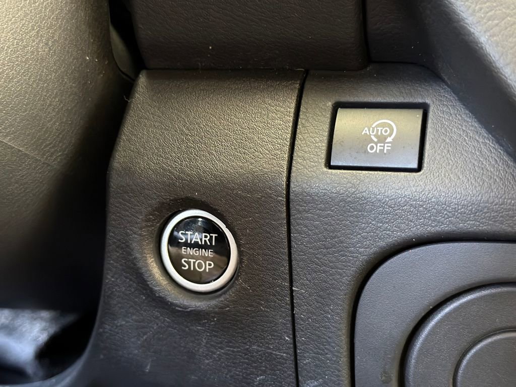 Used 2025 Nissan Frontier SV w/ Tow Package image 6