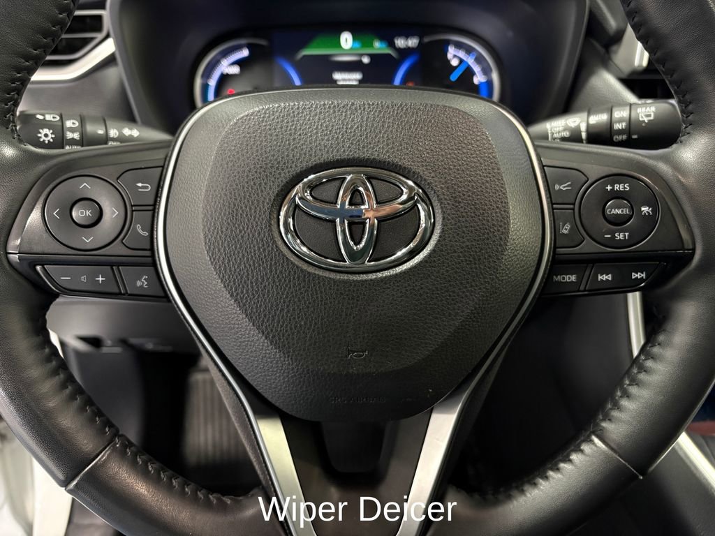 Used 2022 Toyota RAV4 Limited image 18