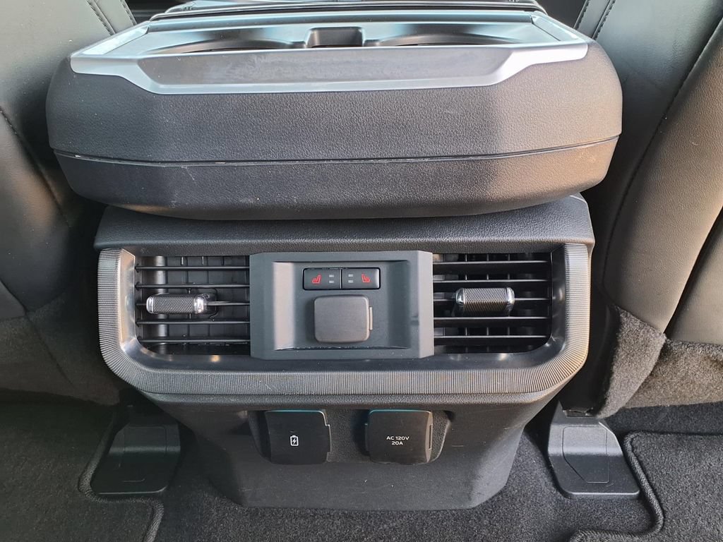 Used 2025 Ford F150 Platinum w/ FX4 Off-Road Package AWD/4WD image 18