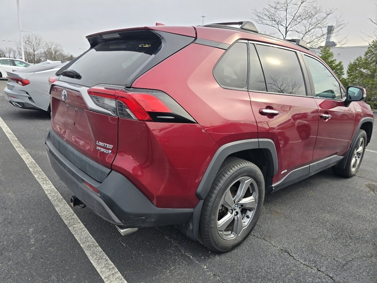 Used 2020 Toyota RAV4 Limited image 7