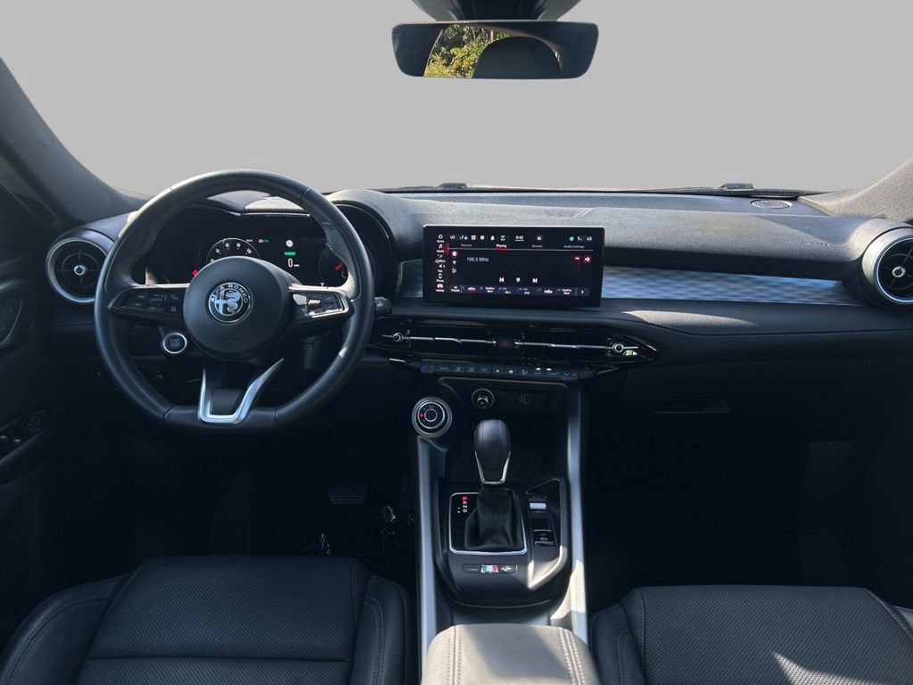 Used 2024 Alfa Romeo Tonale Ti w/ Premium Interior Package AWD/4WD image 19