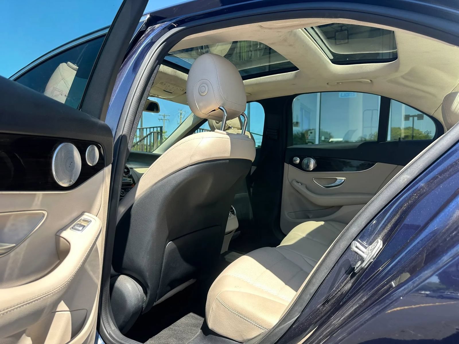 Used 2017 Mercedes-Benz C 300 4MATIC Sedan image 10