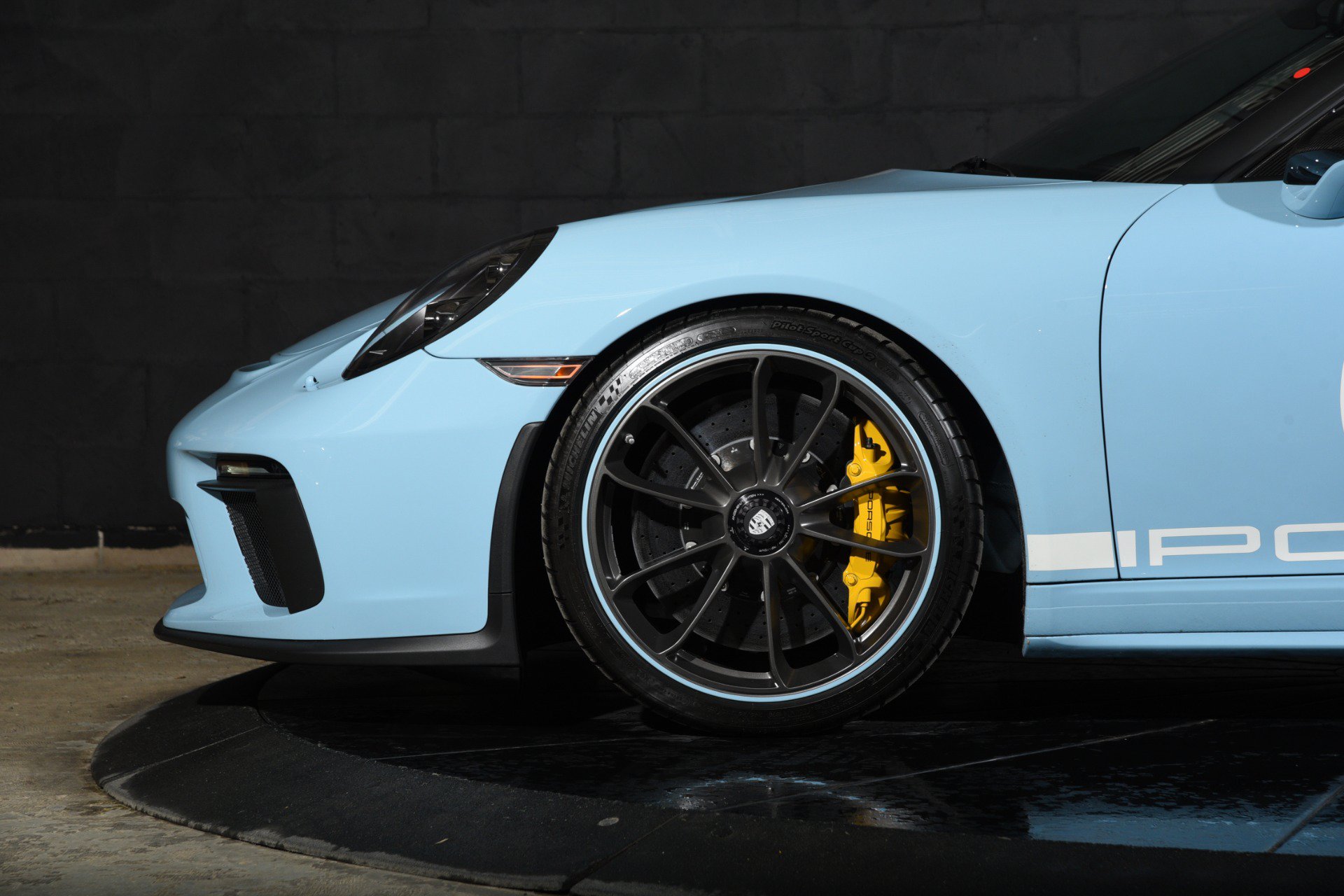 Used 2019 Porsche 911 Speedster RWD image 28