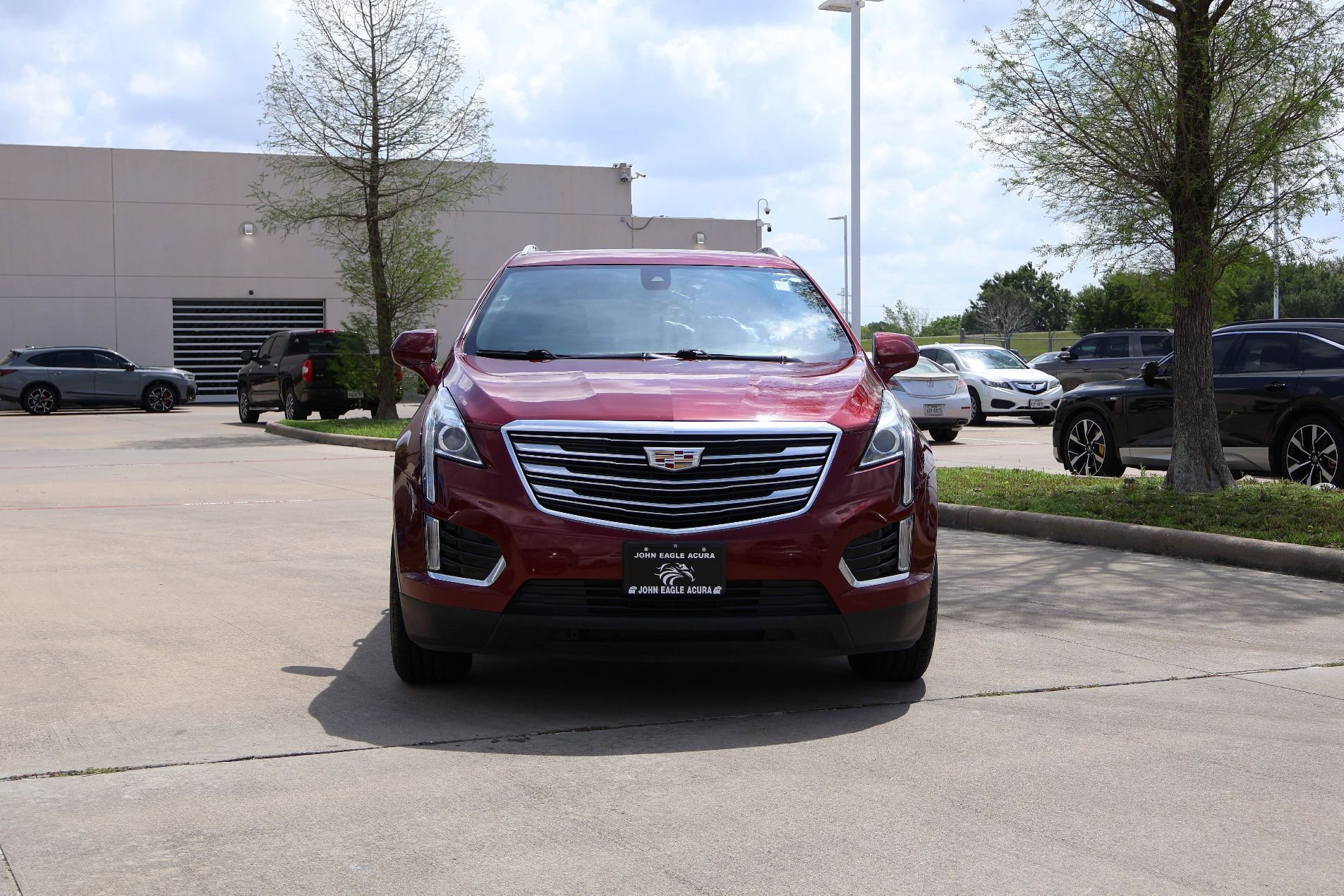 Used 2018 Cadillac XT5 Luxury w/ Driver Awareness Package image 6