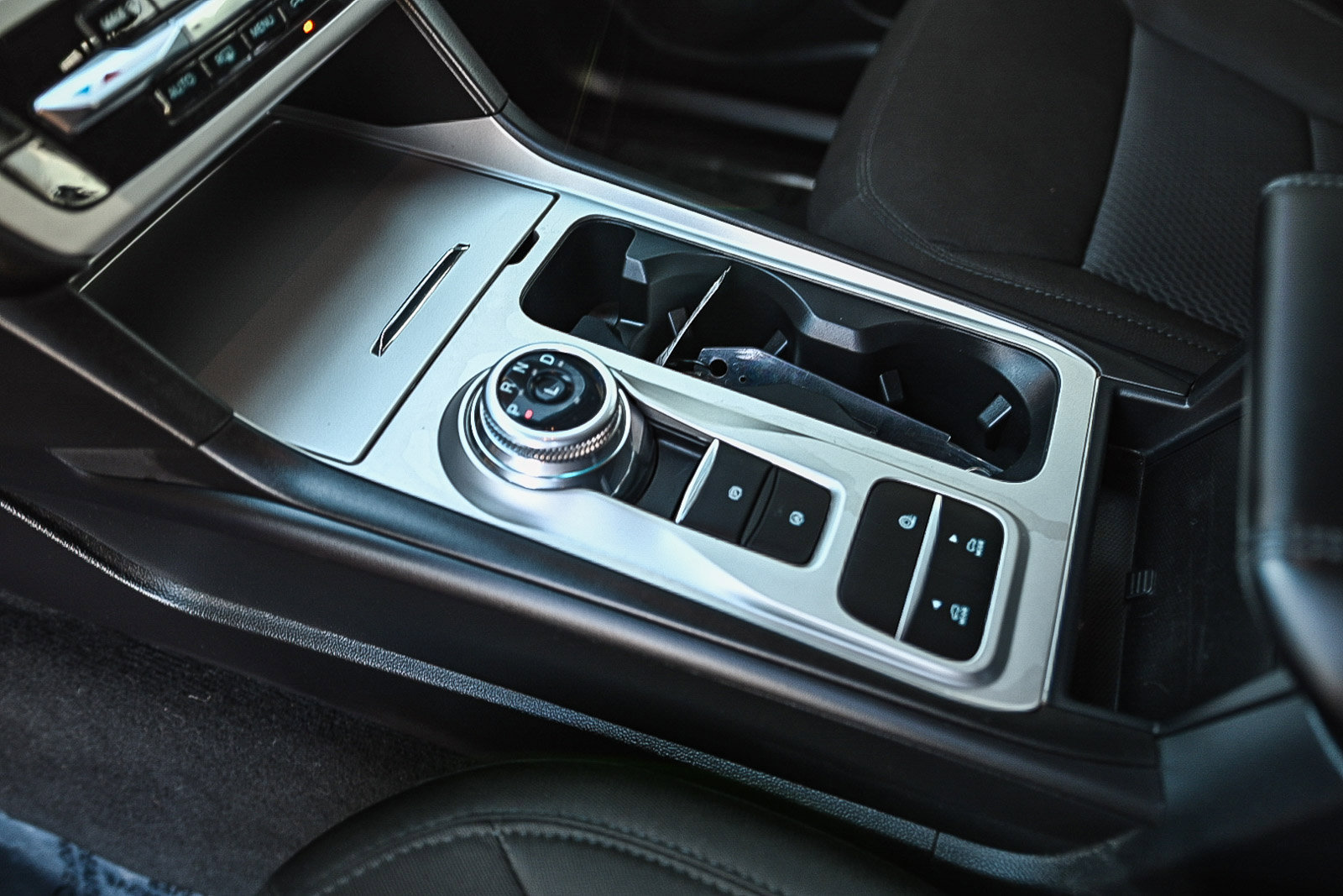 Used 2022 Ford Explorer XLT image 18