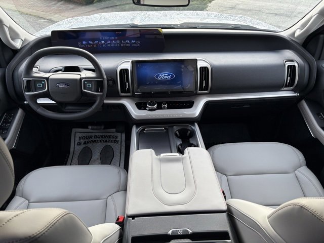 New 2025 Ford Expedition Max Active image 13