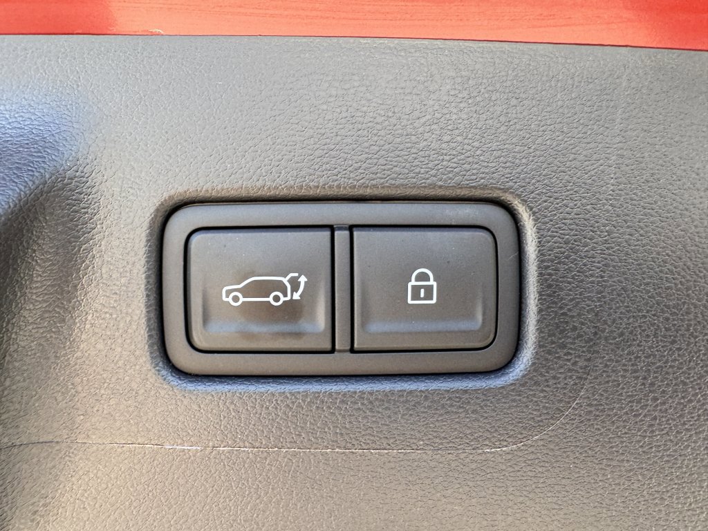 Used 2024 Hyundai Santa Fe Limited image 42