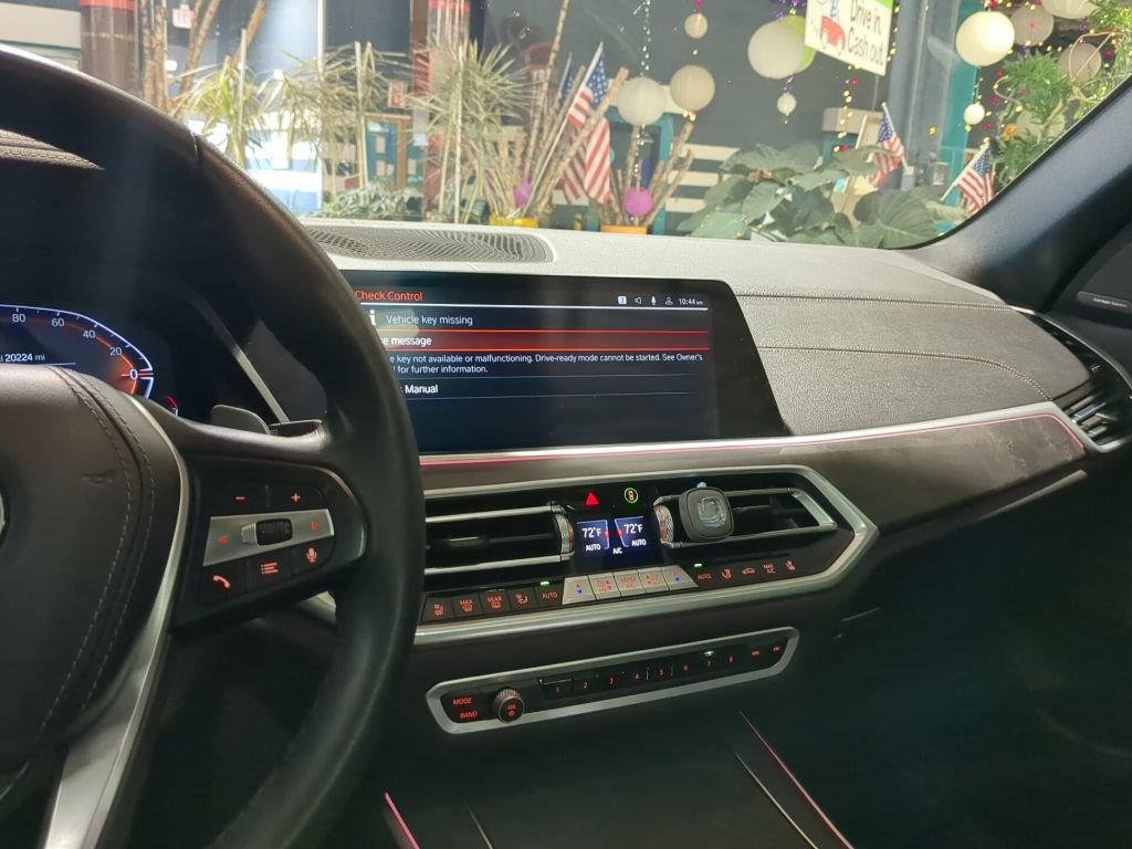 Used 2023 BMW X5 xDrive40i w/ Executive Package image 12