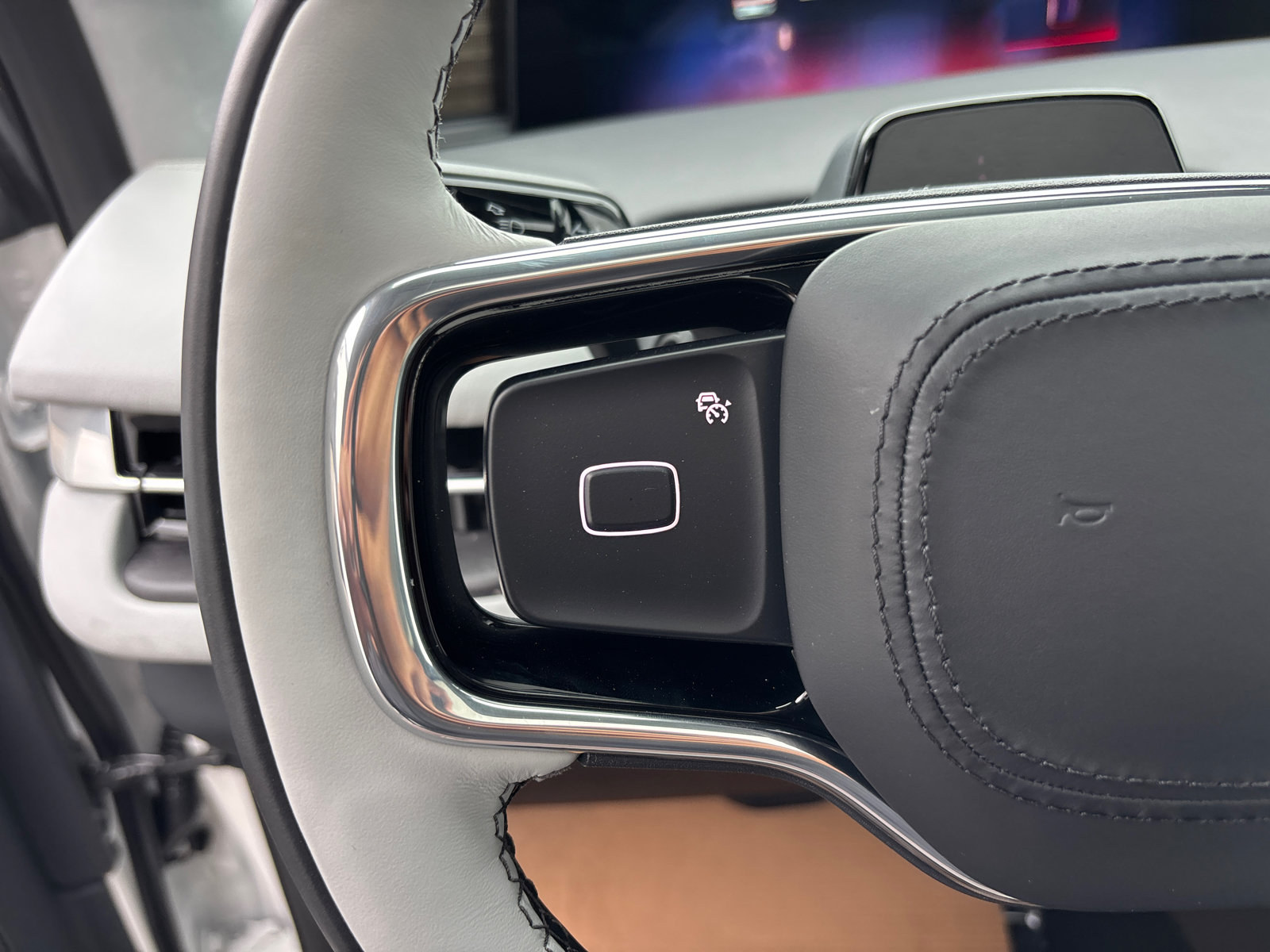 New 2026 Lincoln Navigator Black Label AWD/4WD image 16