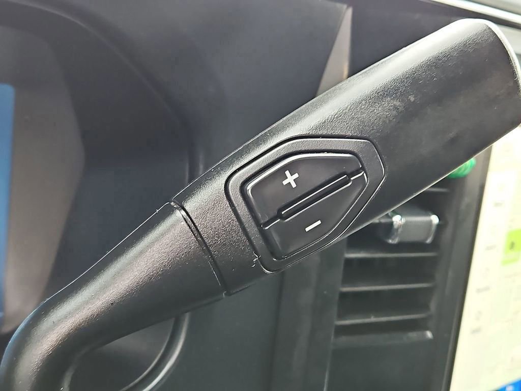 Used 2023 Ford F350 Lariat image 16