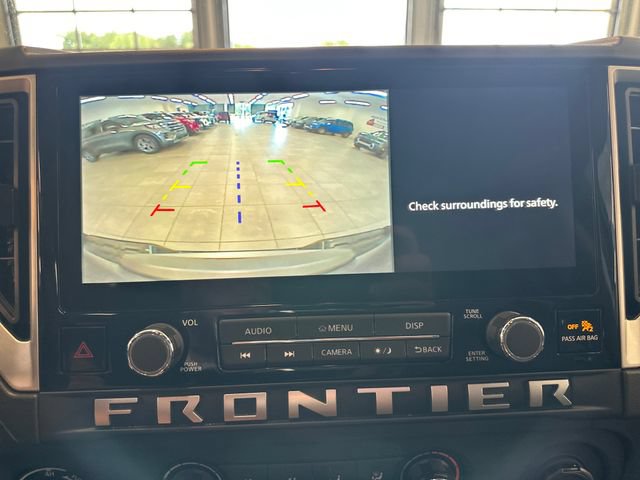 Used 2025 Nissan Frontier SV AWD/4WD image 30