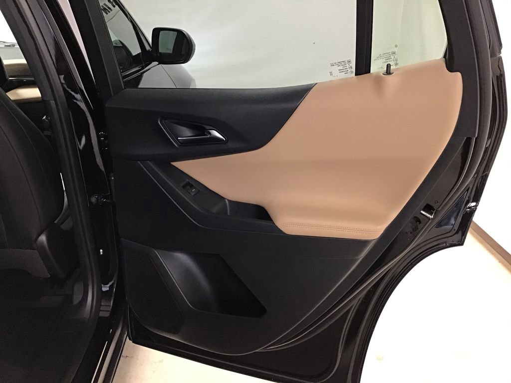 New 2026 Chevrolet Equinox ACTIV w/ Convenience Package III image 9