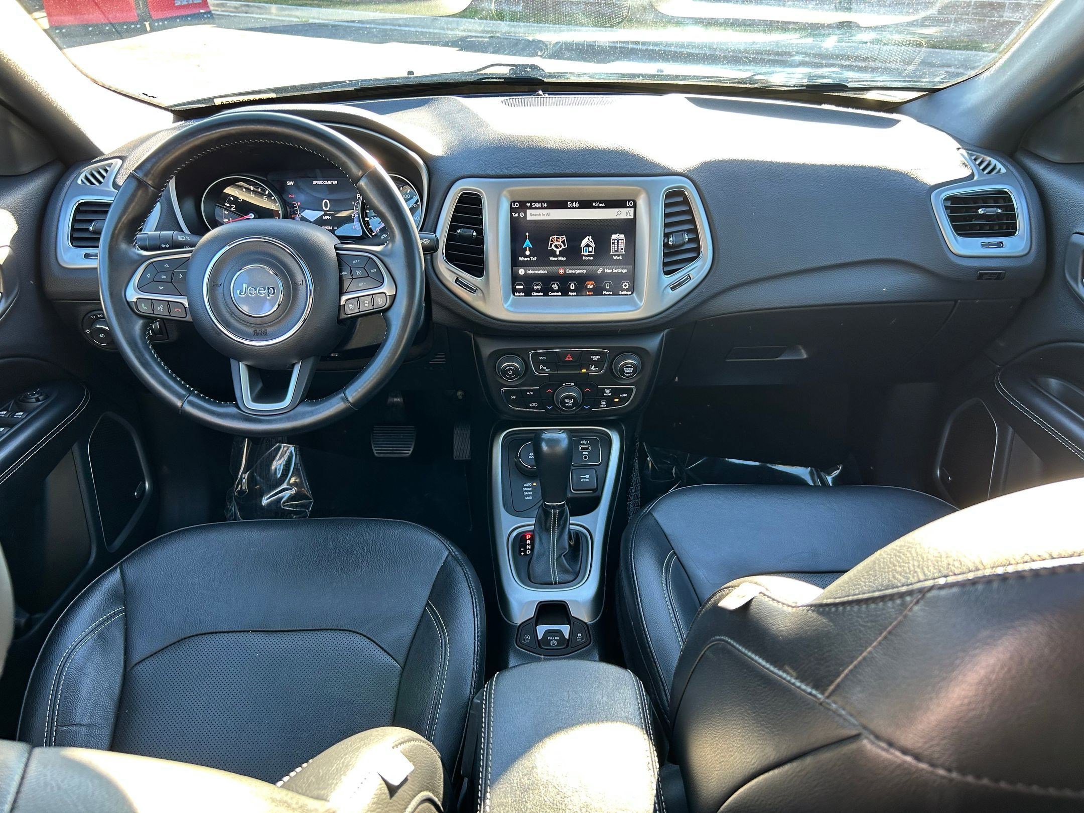 Used 2021 Jeep Compass Latitude w/ Sun and Sound Group image 23