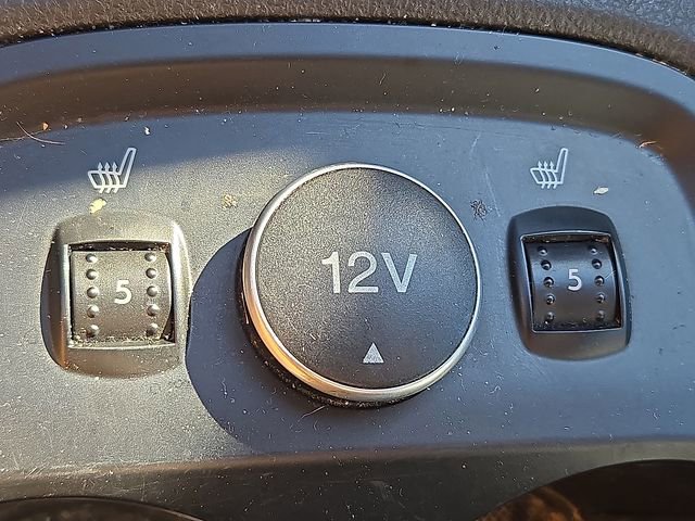 Used 2012 Ford Focus Titanium image 29