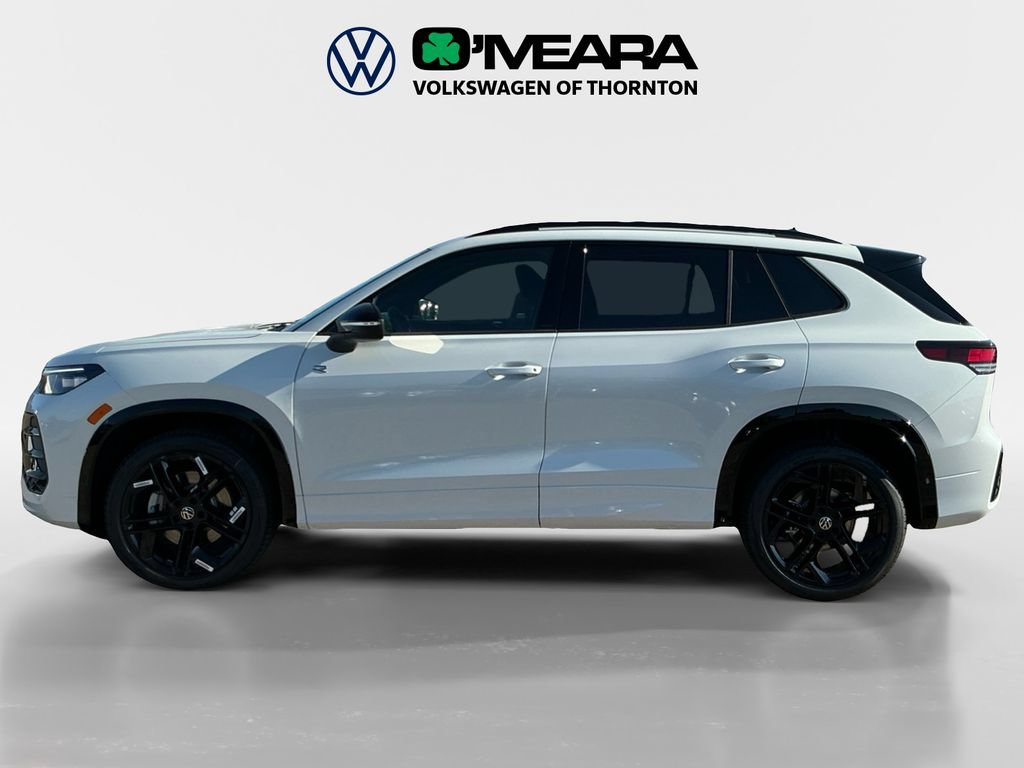 New 2026 Volkswagen Tiguan SE R-Line AWD/4WD image 2