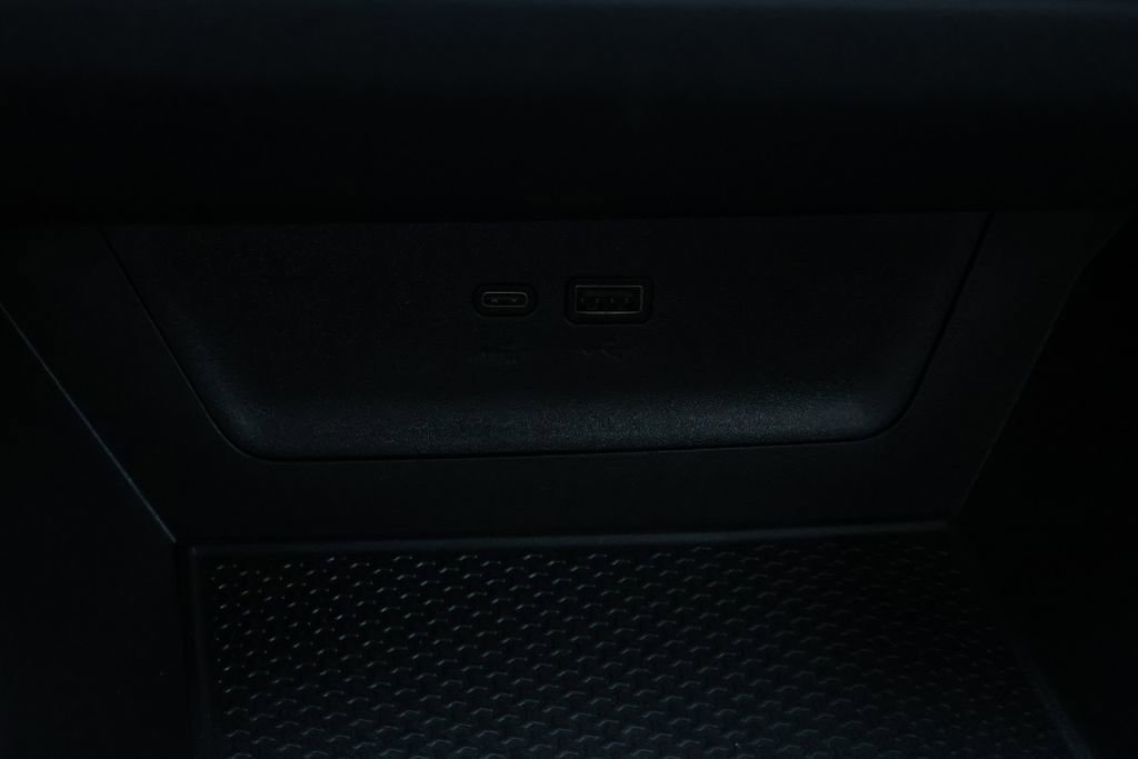 New 2026 Chevrolet Equinox LT w/ Convenience Package II image 29