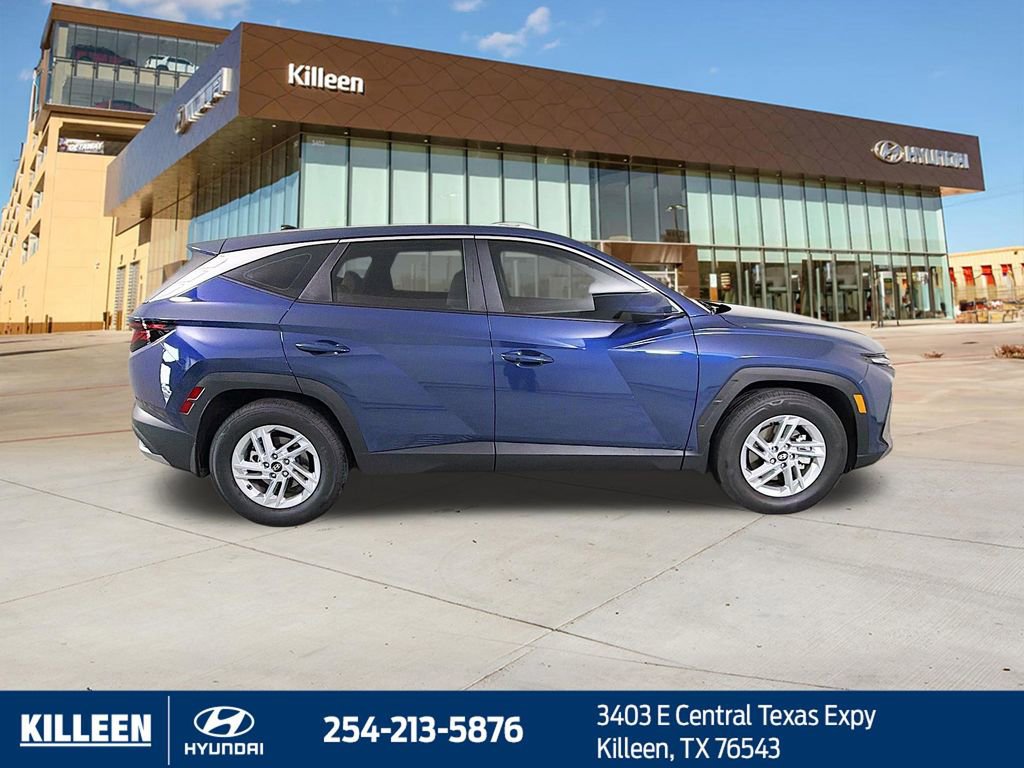 Used 2025 Hyundai Tucson SE FWD image 10