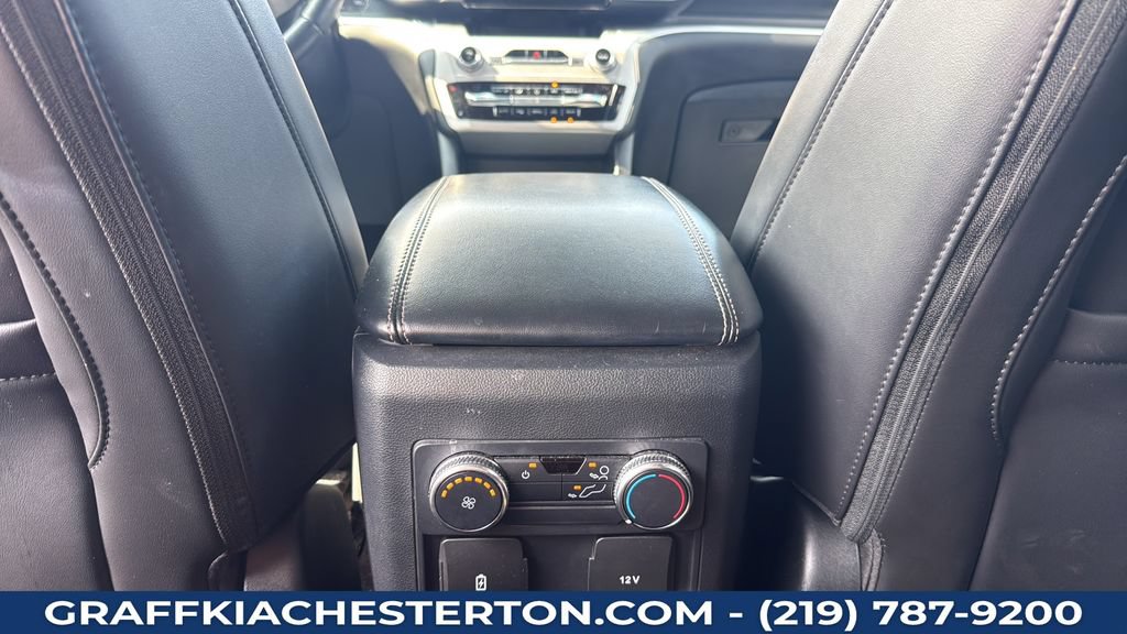 Used 2021 Ford Explorer XLT w/ Equipment Group 202A AWD/4WD image 44