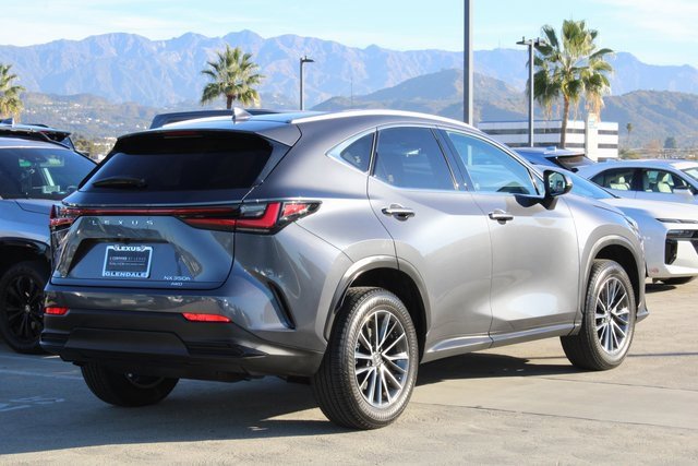 Certified 2025 Lexus NX 350 AWD image 21