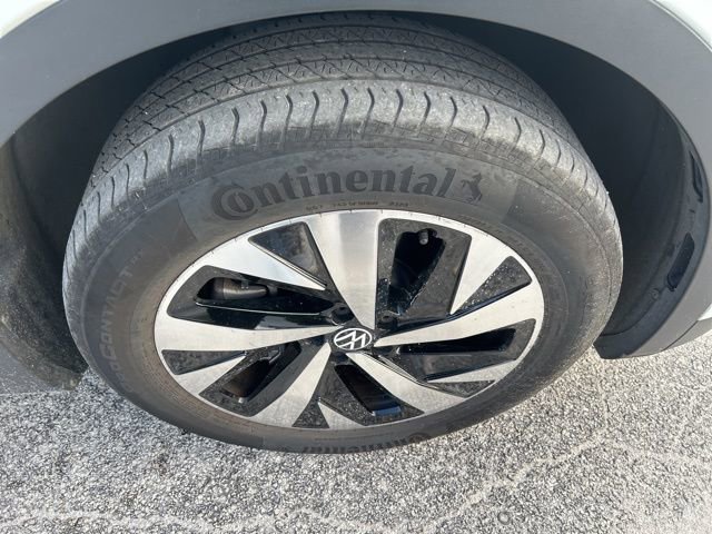 Used 2023 Volkswagen ID.4 Pro image 19