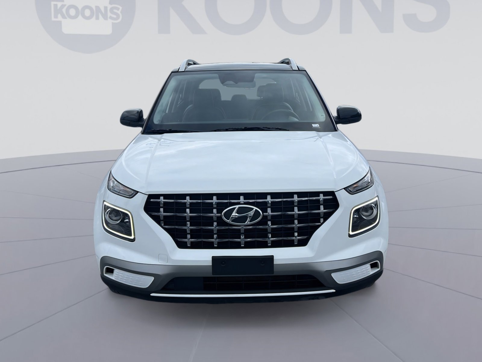 Used 2023 Hyundai Venue Limited image 11