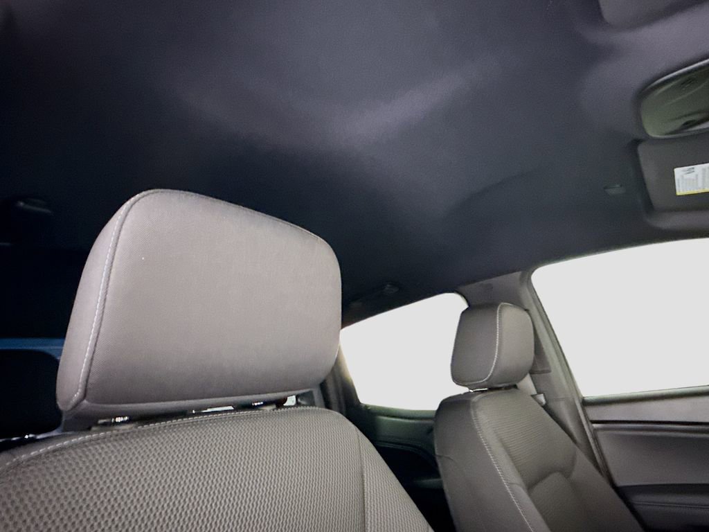 Used 2024 GMC Canyon Elevation w/ Convenience Package image 18