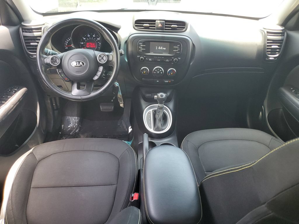 Used 2016 Kia Soul + w/ Designer's Package FWD image 16