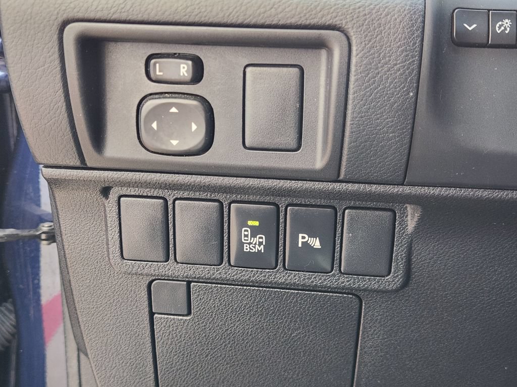 Used 2014 Lexus ES 350 w/ Luxury Package FWD image 23