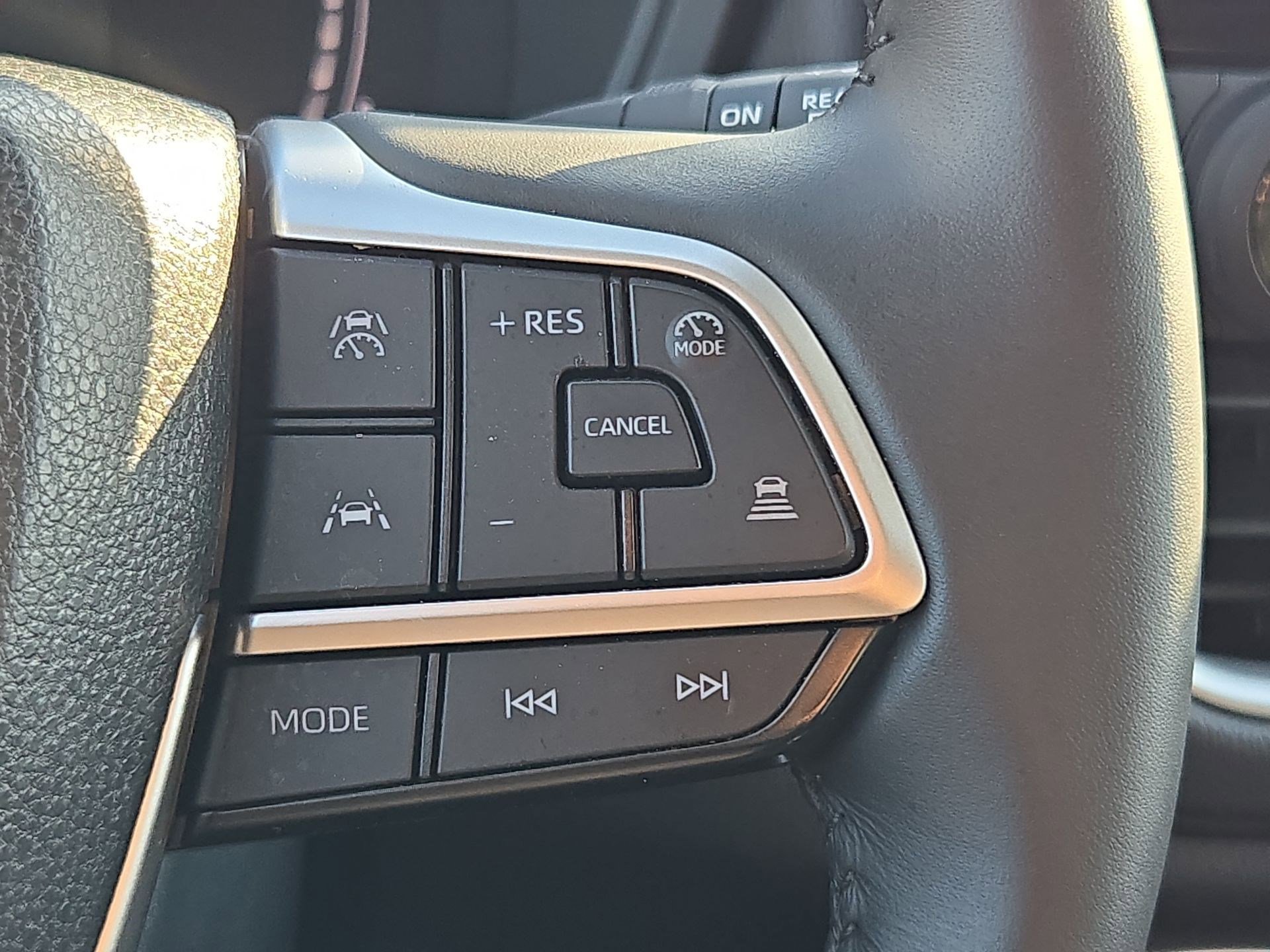 Used 2025 Toyota Grand Highlander FWD image 19