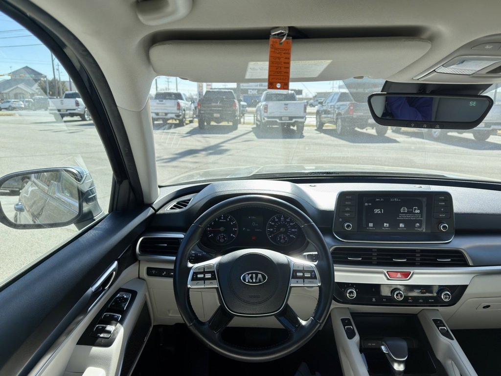 Used 2020 Kia Telluride S w/ S 8 Passenger Seating Package image 16