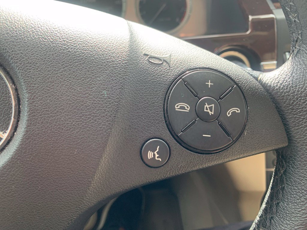 Used 2010 Mercedes-Benz GLK 350 4MATIC image 20