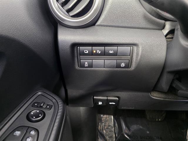 Used 2025 Nissan Versa S w/ Trunk Package FWD image 40
