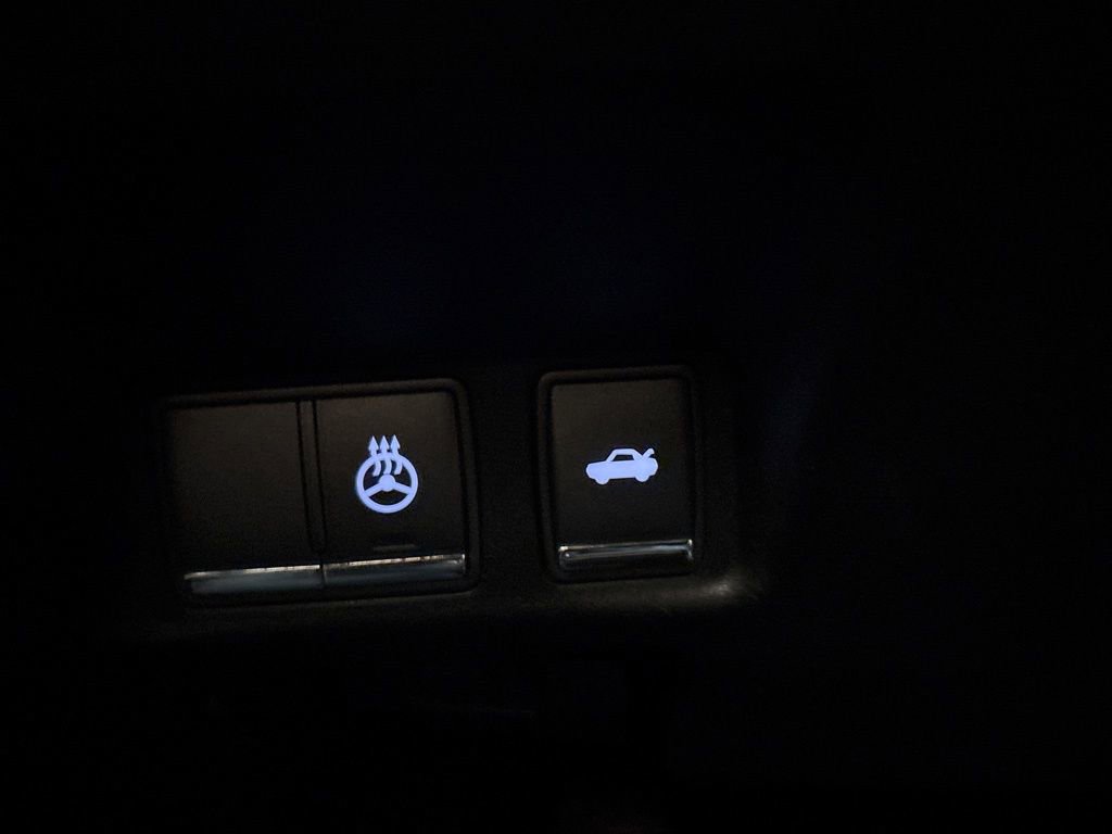 Used 2012 INFINITI M37 x w/ Premium Pkg image 16