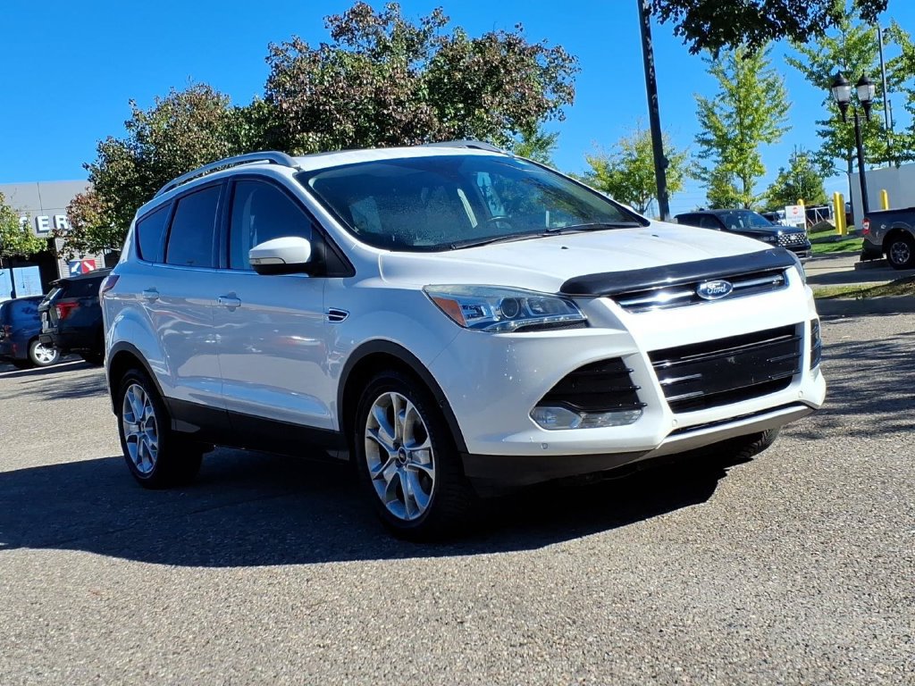 Used 2015 Ford Escape Titanium w/ Equipment Group 301A AWD/4WD image 7