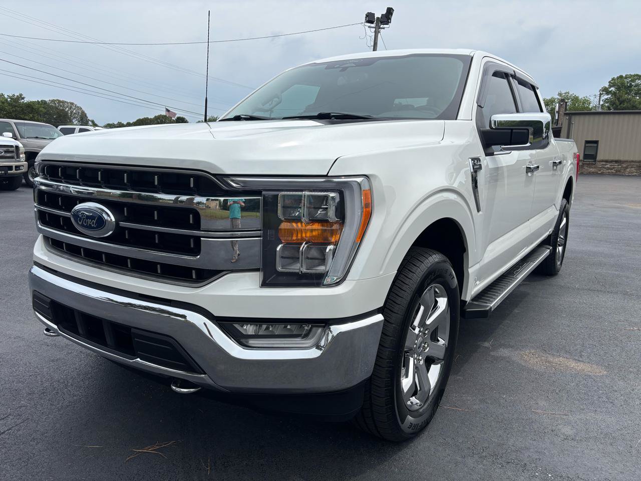 Used 2022 Ford F150 Lariat AWD/4WD image 5